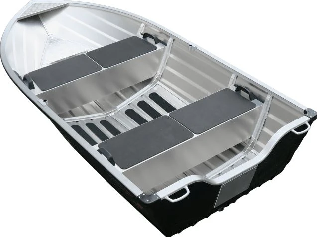 10 ft Rowing Boat angled view (2)